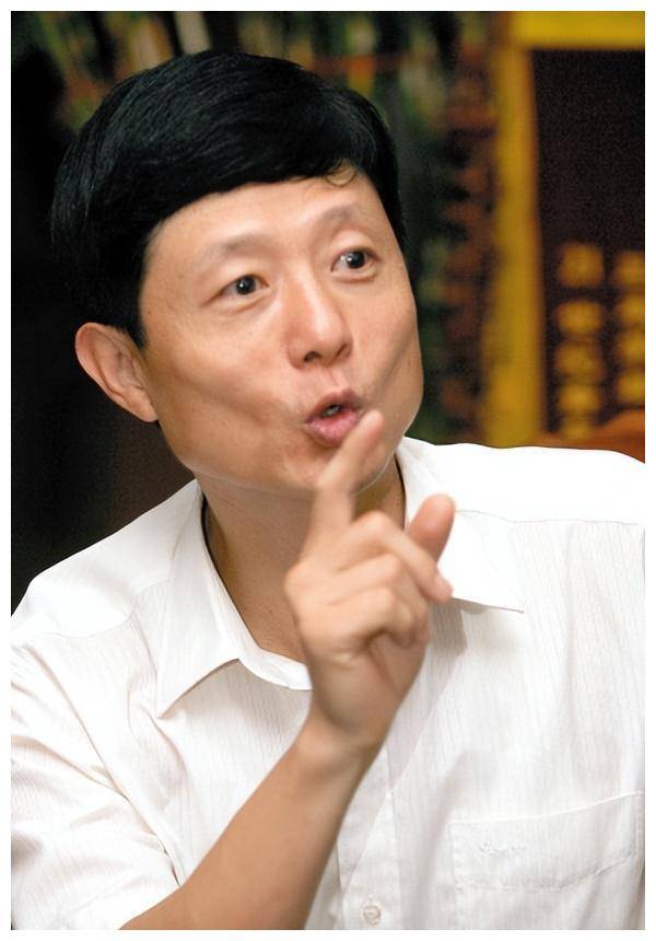 敌人低头道歉女性也霸气十足！qy球友会体育的“”人物让(图5)