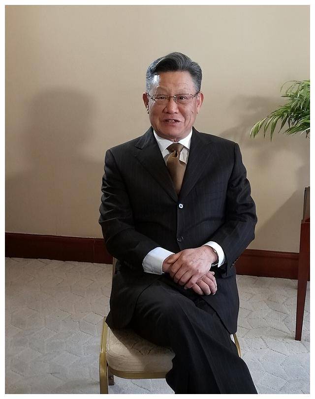 敌人低头道歉女性也霸气十足！qy球友会体育的“”人物让(图13)