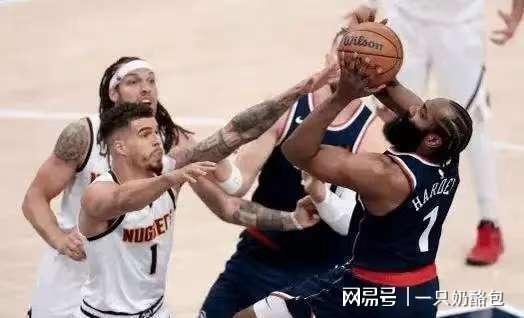 金血战背后藏着什么剧本裁判哨声偏哨？快船掘(图3)