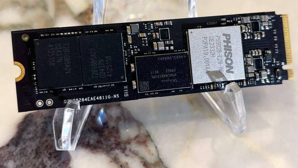读写领先顺序读写逼近14500MBs群联E28 SSD主控性能实测：随机(图1)